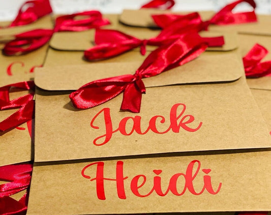Personalised Gift envelope with bow